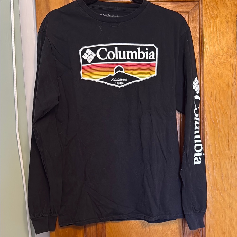 Columbia Black Long Sleeve Shirt